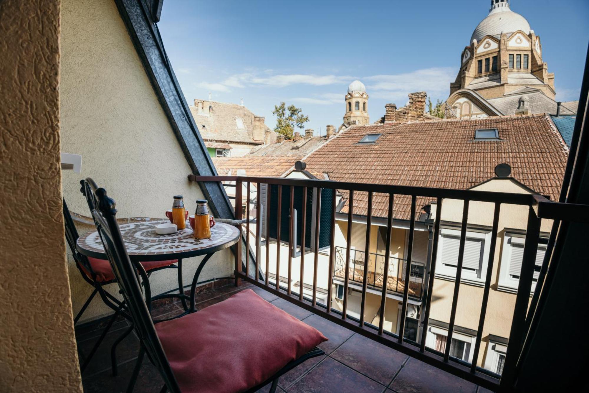 Bordeaux City Center Újvidék Kültér fotó